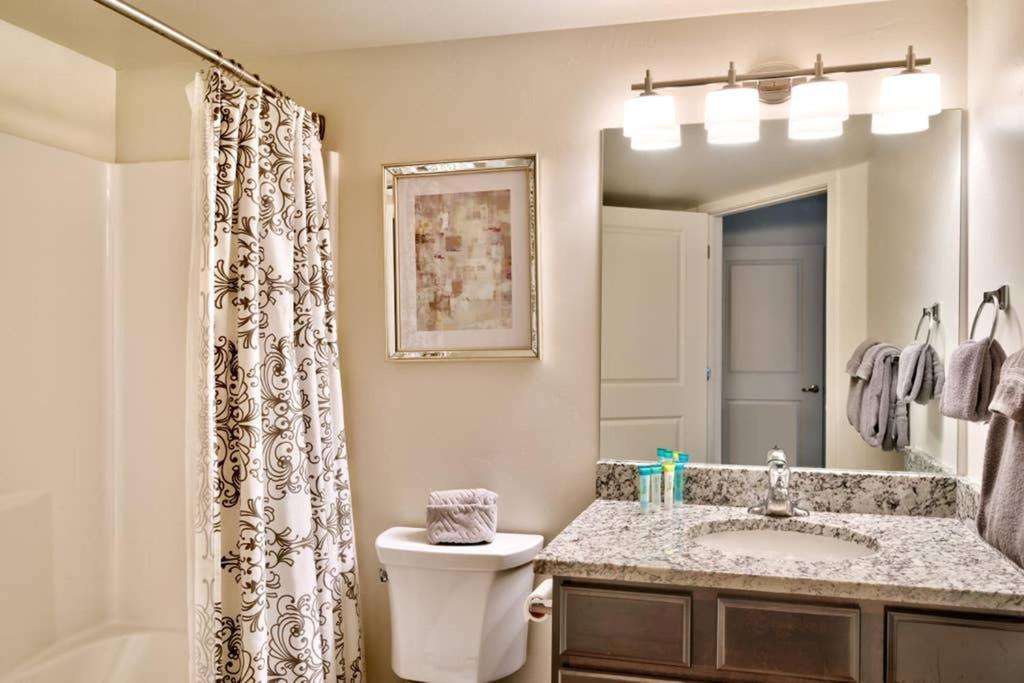 5K Top Floor Redcliff Condo, Pool & Hot Tub Moab Bagian luar foto